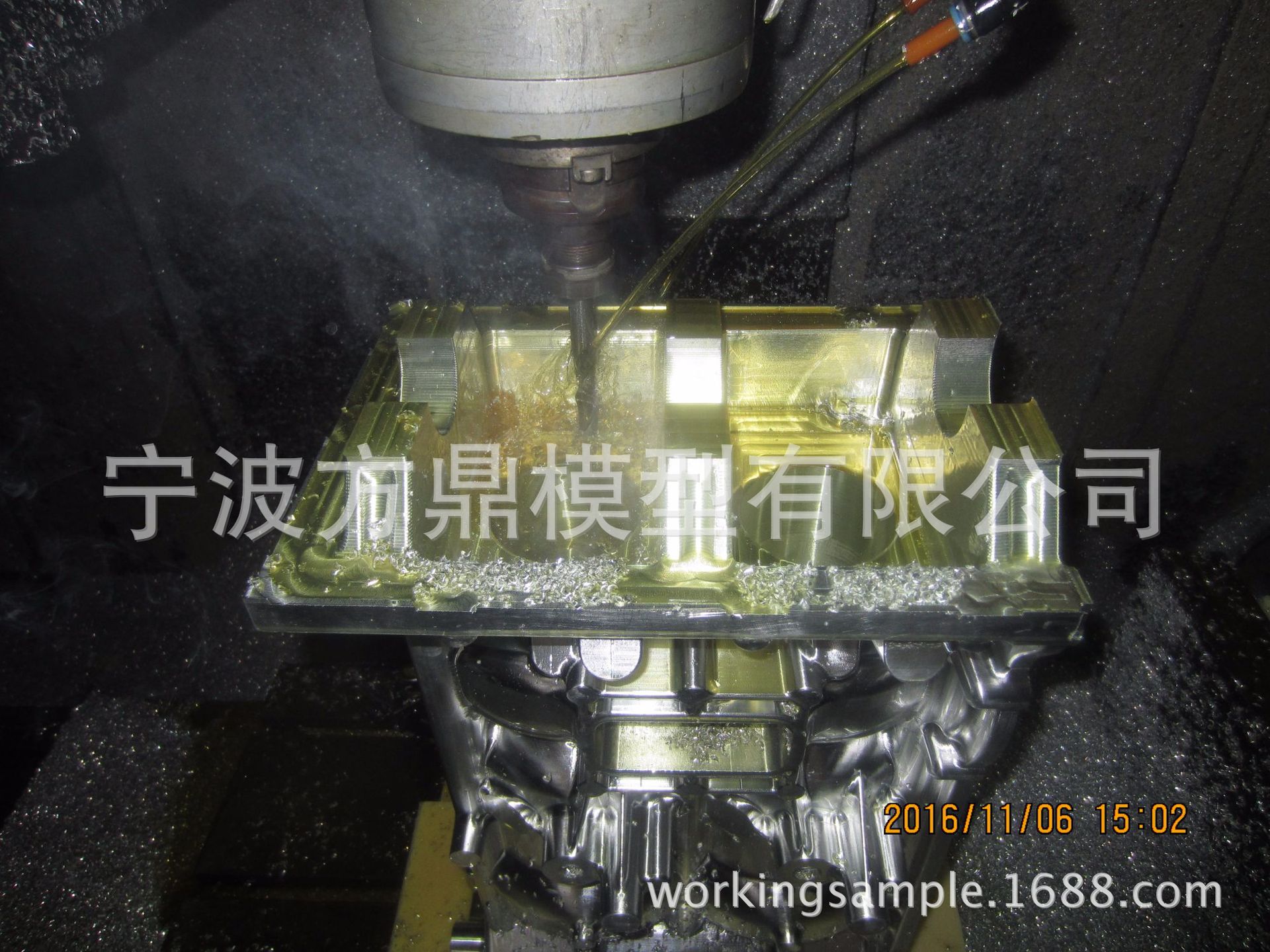 定制cnc数控精密加工铝合金发动机引擎缸体手板模型快速成型