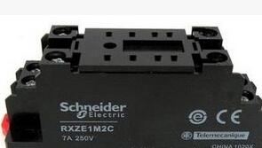 电器底座RXZE1M2C 7A 8脚 继电器座 2开2闭 优化型正品