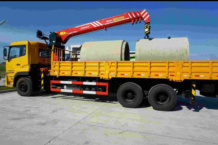 贵州随车吊出租平台/顺意随车吊