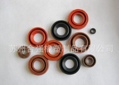 生产定制各种规格油封、外油封、内油封、耐油耐磨油封系列产品