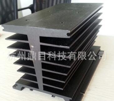 三个装固态散热器（快达CRYDOM固态继电器定制）DM160HB图1