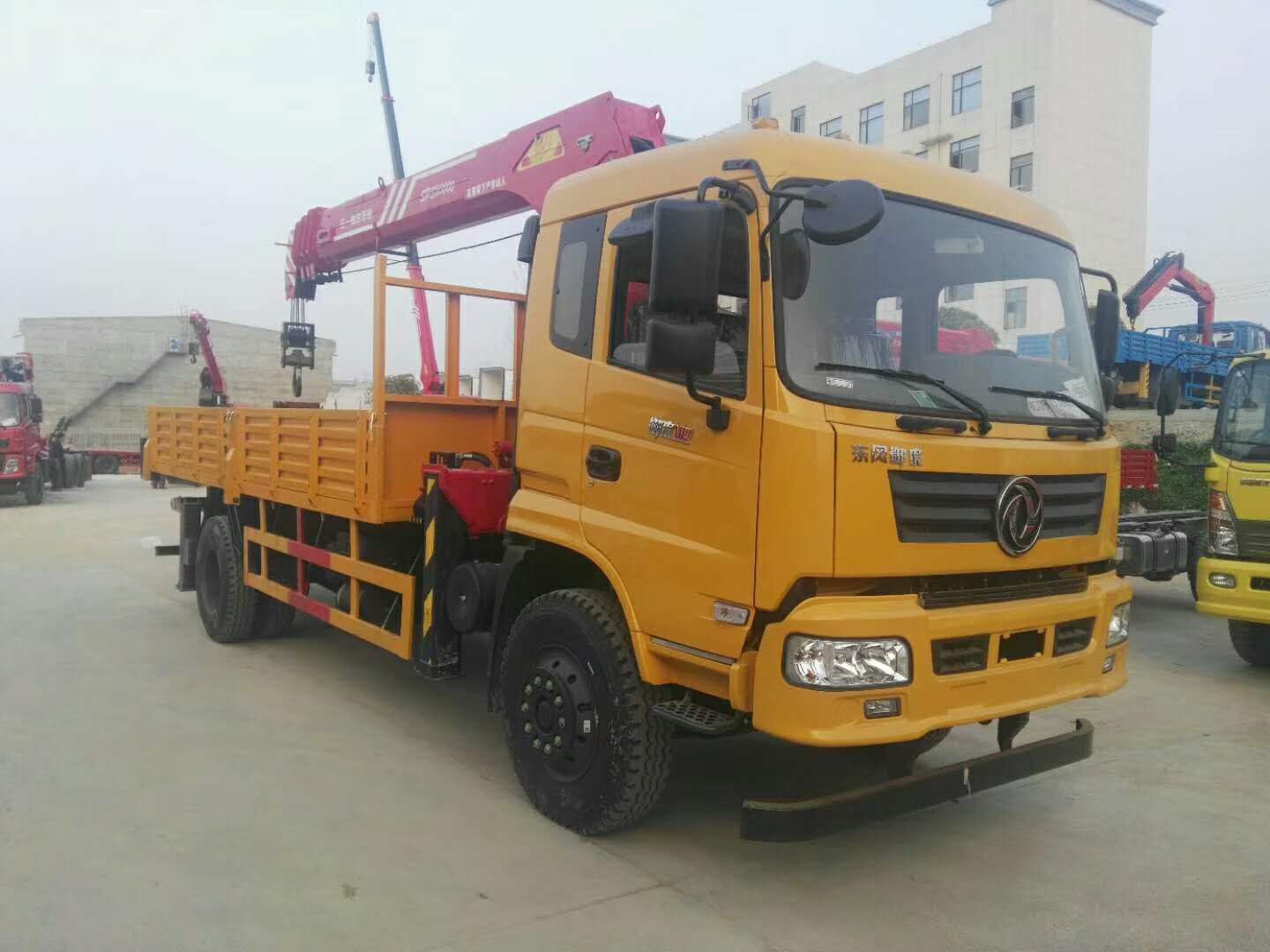 徐工10吨随车吊多少钱图1