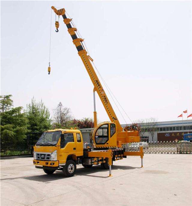 供应汽车起重机/永领起重徐先生13333807203图1