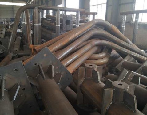 热镀锌标志杆直销/铭路交通设施