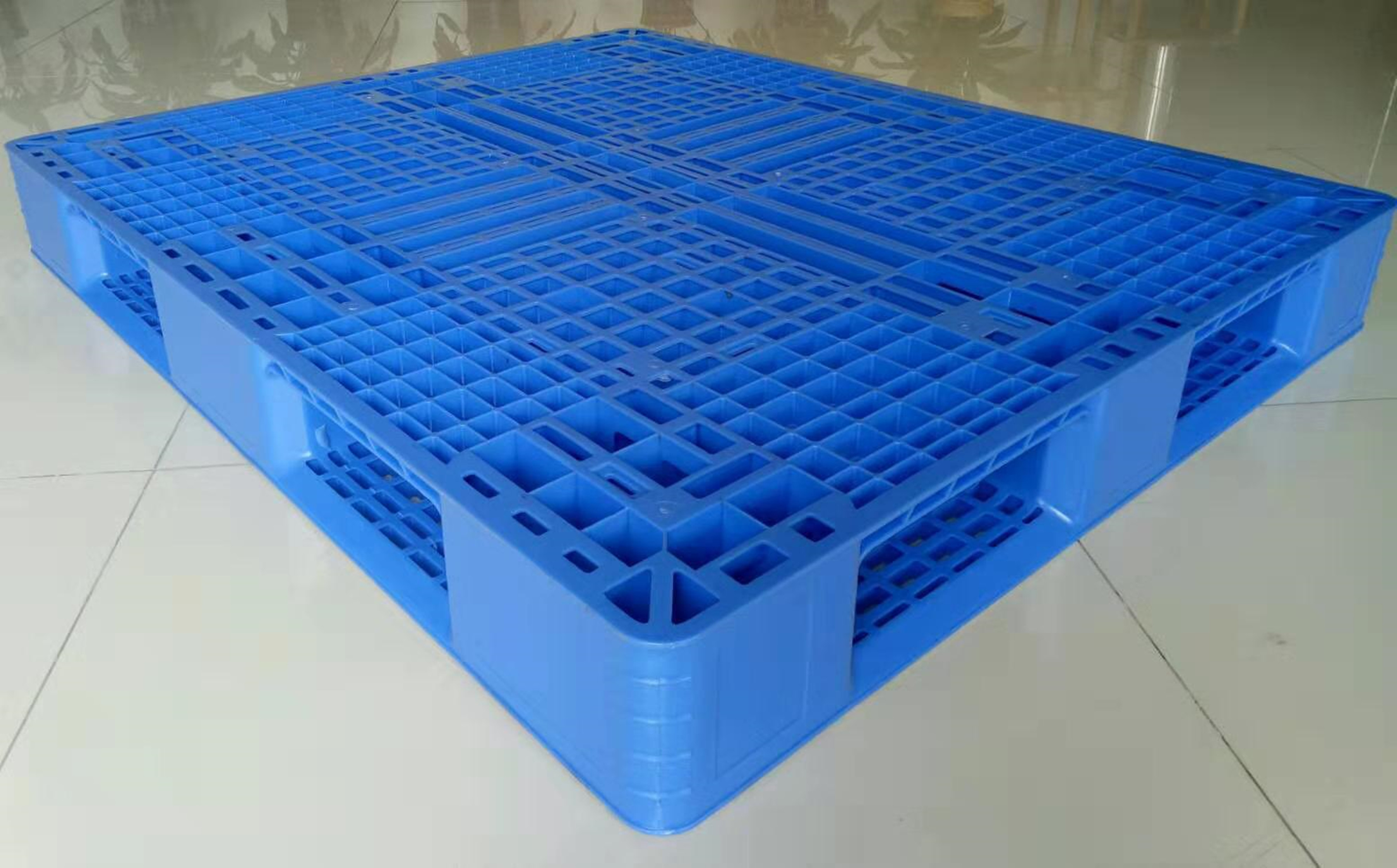 蓝色田字优质托盘/炜丰塑料