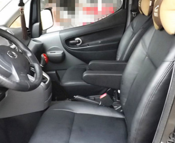 日产NV200前排中排专用扶手原车预留孔直接无损加装