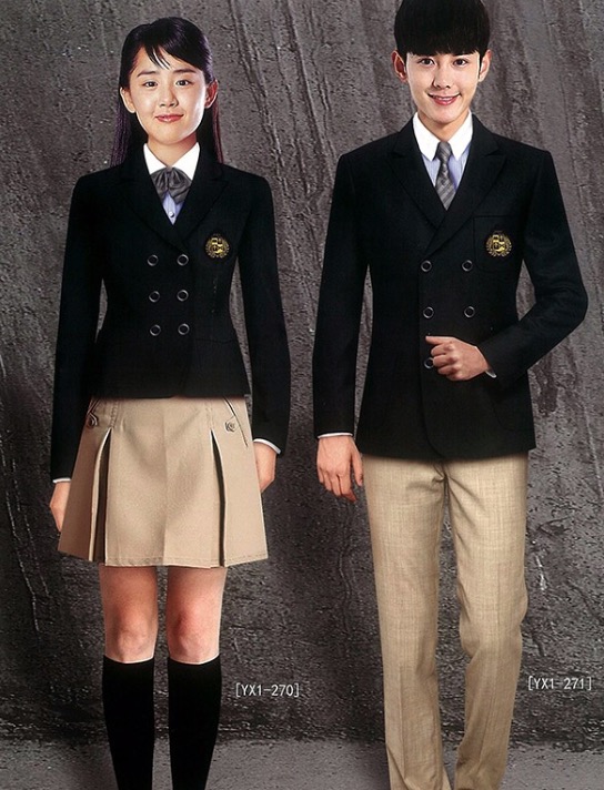 校服定制/郑州秀盾服饰