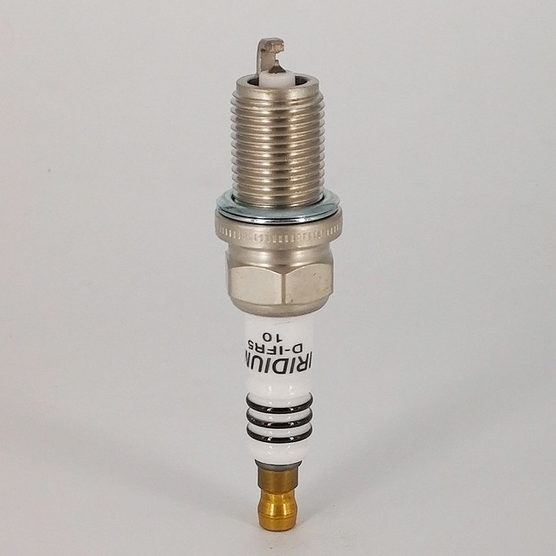 立本汽车双铱金火花塞适用于捷豹路虎发现揽胜出口品质厂家直销图1