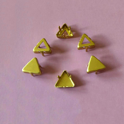 三角形爪托 空爪杯 铜爪 爪钉 各规格材质五金饰品加工定制