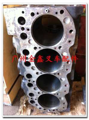 叉车配件 叉车配件TD27缸体　