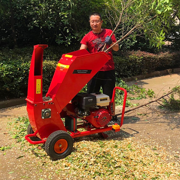 果园移动机械枝条碎枝机 树枝杂草秸秆粉碎机 园林破碎机树叶碎木