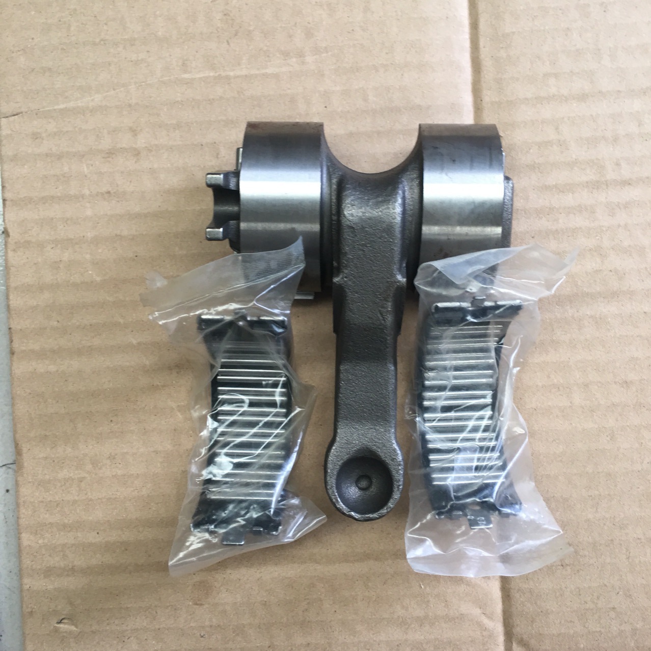 适用于奔驰卡车配件刹车钳修理包 奔驰泵车配件图1