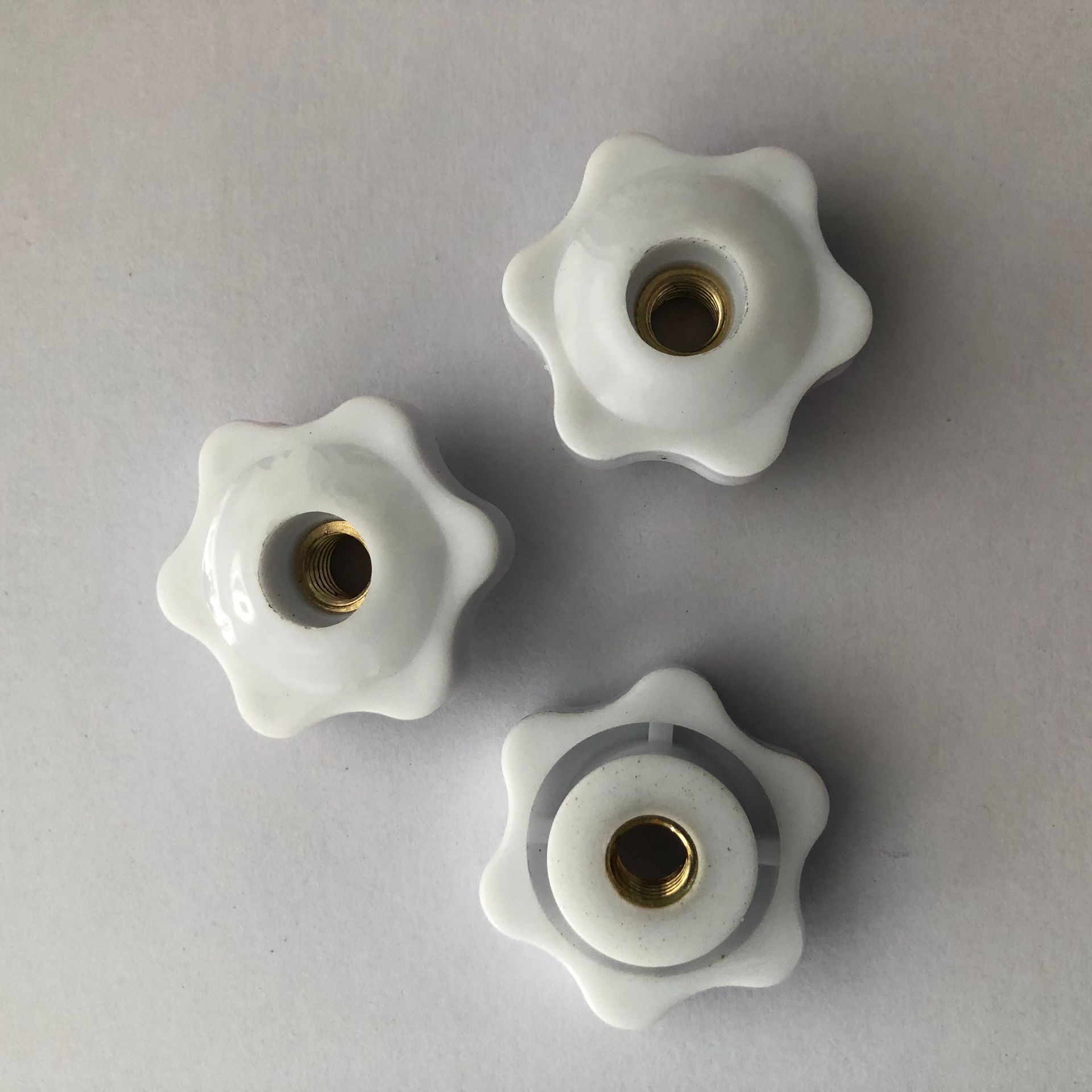 穿孔白色螺母 白色手拧螺母 调节螺母 手拧螺母 调节螺母