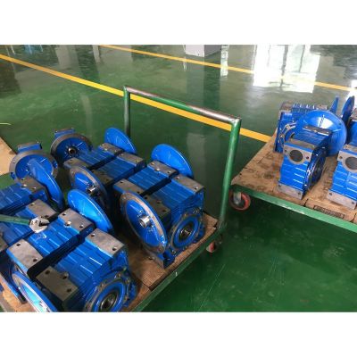 NMRV型蜗轮蜗杆减速机RV30 40 50型减速箱卧式立式微型小型减速机图3