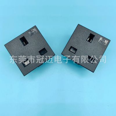 BS-Y01-1C 小英规AC插座 13A250V 小型 英标42*42mm 储能 逆变器图2