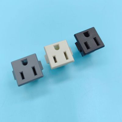 DB-F-M 美标三孔 美规 美式 15A125V 储能电源插座 PDU 机柜 展柜图1