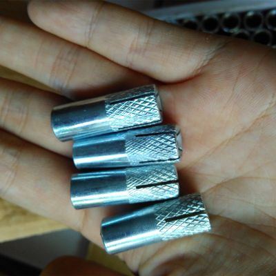 丝杠吊顶一体式膨胀连体拉爆鱼鳞吊顶三件套五件套膨胀螺栓图4