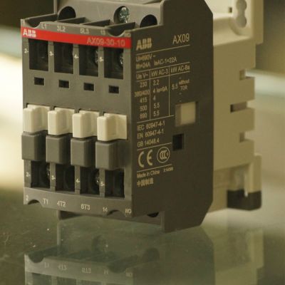 ABB代理商 供应ABB交流接触器AX260-30-11