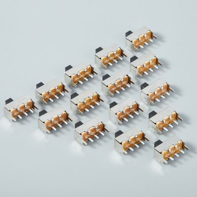 SS12F44单排三脚两档两个插脚单极双位直插立式拨动开关图2