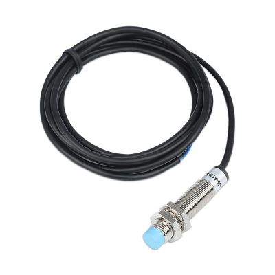 电感式接近开关D3E-A12KNT-04D2S三线金属PNP传感器感应接近开关图5