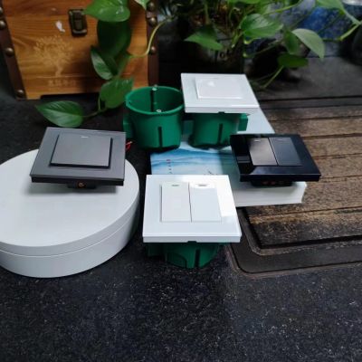 82型通用标墙壁开关黑白灰钢化玻璃面板嵌入式暗装LED翘板开关批图2