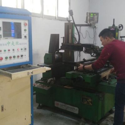 提供五金冲压件，家具五金配件，电子五金配件，五金冲压模具加工图3