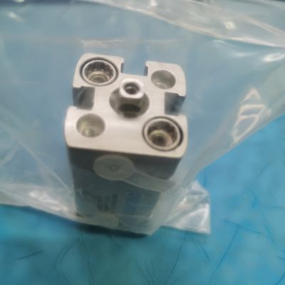 FESTO气缸ADN-12-18-I-P-A-Q短行程扁平带缓冲垫环防旋紧凑型气缸图5