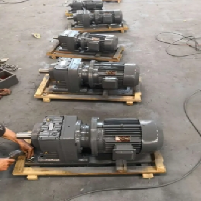 泰尔兴硬齿面减速机 R87 减速电机 RF87 斜齿轮全速比可非标定制图4