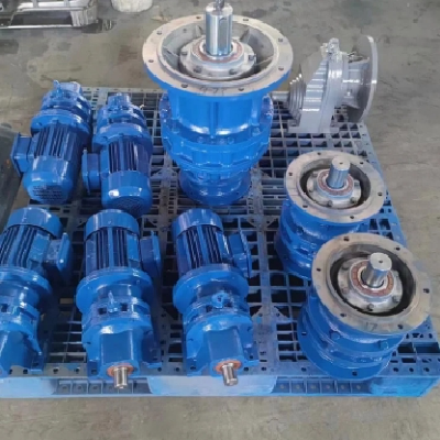 XWD 法兰式立装双轴摆线针轮减速机 五星 过载能力强 噪音低 用途广泛图3