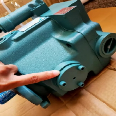 原装DAIKIN日本大金V70A1R A2R A3R A4RX-60轴向柱塞泵液压变量泵图4