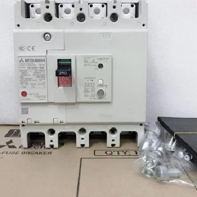 原装三菱设备用塑壳断路器 NF30-FAU 5A 10A 15A 20A 30A 2/3P图5