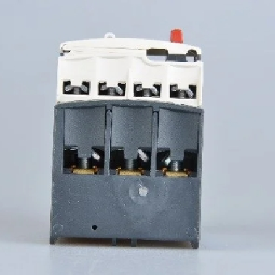 施耐德 LRD 热过载继电器 LRD10C LRD16C LRD06C LRD32C 现货批发图5