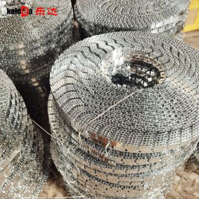 镀锌0.4MM斜口双孔铁齿条带钉条沙发压边条围边条反钉条卷齿条图5