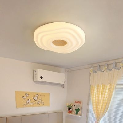 广东中山灯具温馨浪漫儿童房卧室灯原木奶油风花朵主卧房间吸顶灯图2