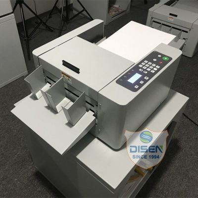 直角冲卡机电动智能吊牌名片切卡机a4/a3全自动多功能電動切纸機图2