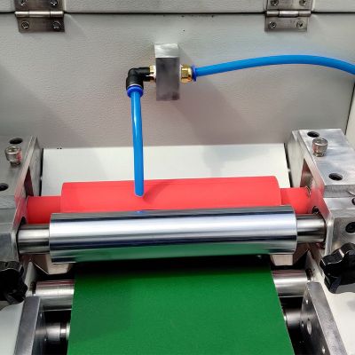 凯盛厂家现货自主产自动专业印刷设备220V扑克牌上光机来图制订图2