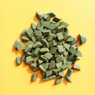 研磨石绿高铝瓷抛光磨料氧化铝磨料三角抛光石 4*4图5