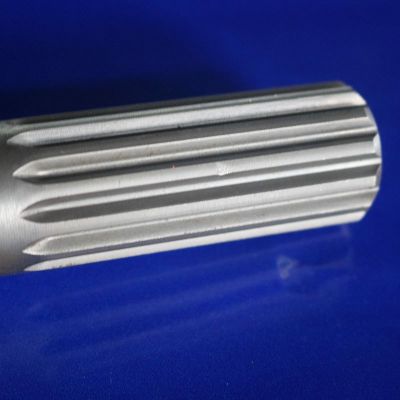 批发定制不锈钢齿轮 青岛厂家加工生产汽车最终传动轴图2