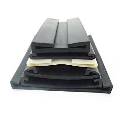 卡箍抱箍耐磨橡胶垫喉箍骑马卡连橡胶条扁铁管卡包边条橡胶垫减震图5