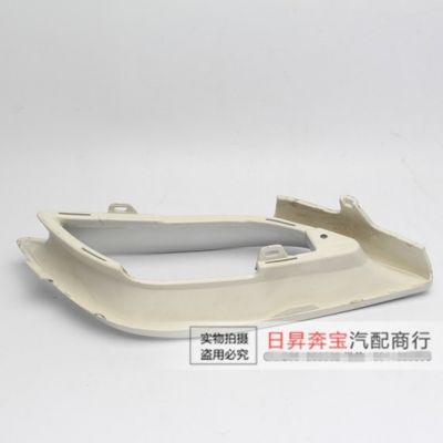 适配奔驰R级 W251 雾灯罩 R300 R320 R350前杠下格栅亮框雾灯框图5