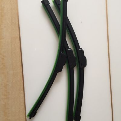 专业生产通用无骨雨刷 铁架雨刷 三段式雨刷专用雨刮器图2