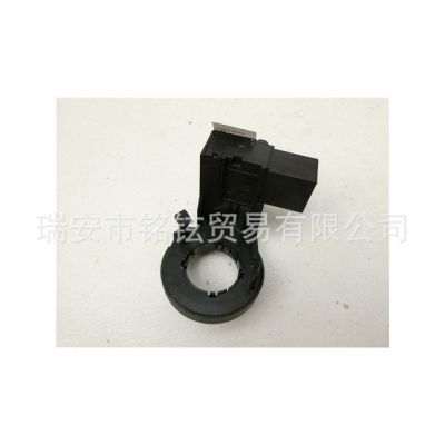 LC70-66-151 LC7066151 适用于马自达马6 点火开关图2