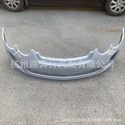 适用宾利飞驰 欧陆GT Flying Spur赛道版前保险杠3W0807217AC前保图2
