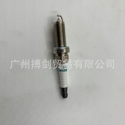 适用于丰田酷路泽 普瑞维亚凯美瑞汽车火花塞 90919-01298图2