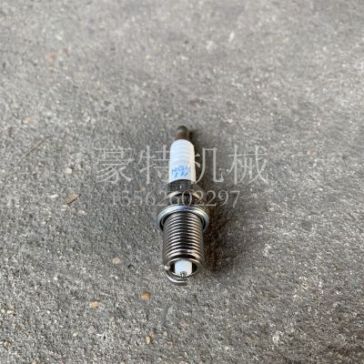 重汽豪沃发动机配件火花塞VG1560080701E图2