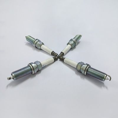 汽车火花塞批发90919-01210铱铂金SK20R11适用RAV4凯美瑞雅力士图2