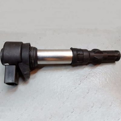 跨境适用宝马M34.0E92E92S65 12137838388 UF597点火线圈高压包图3