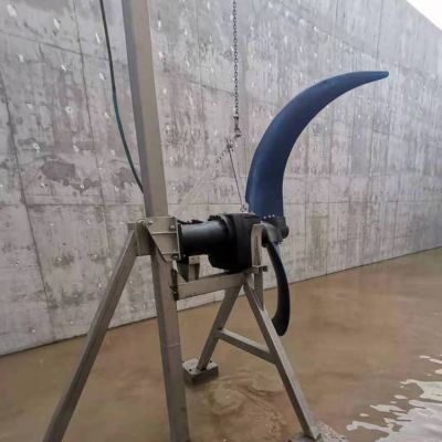 三叶式潜水推流器工作原理图5