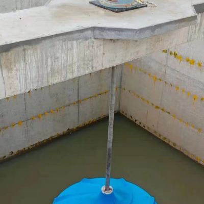 一期生物反应池双曲面搅拌器安装调试 图2