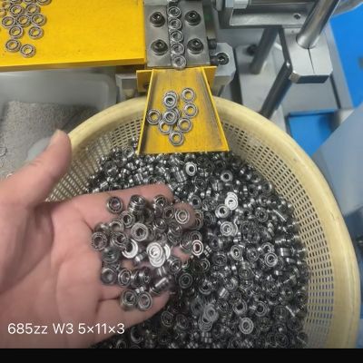 微型轴承685ZZ W3 内径5mm外径11mm厚度3mm轴承钢高速密封小轴承图3